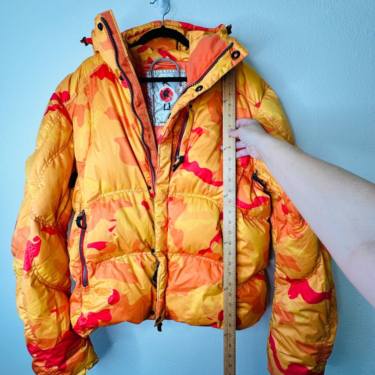 Kru St. Moritz Yellow Pink Orange Camo Front Button Zip Long Sleeve Hood Jacket