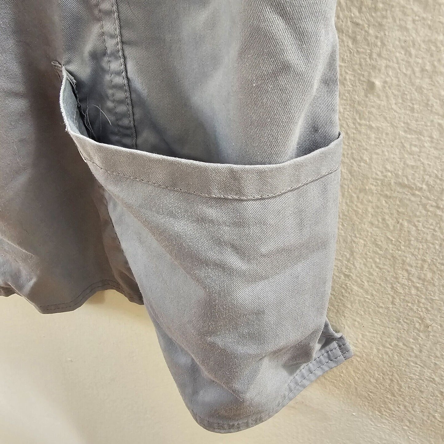 Cherokee Workwear Revolution Gray-Blue Mock Wrap V-Neck Patch Pockets Scrub Top