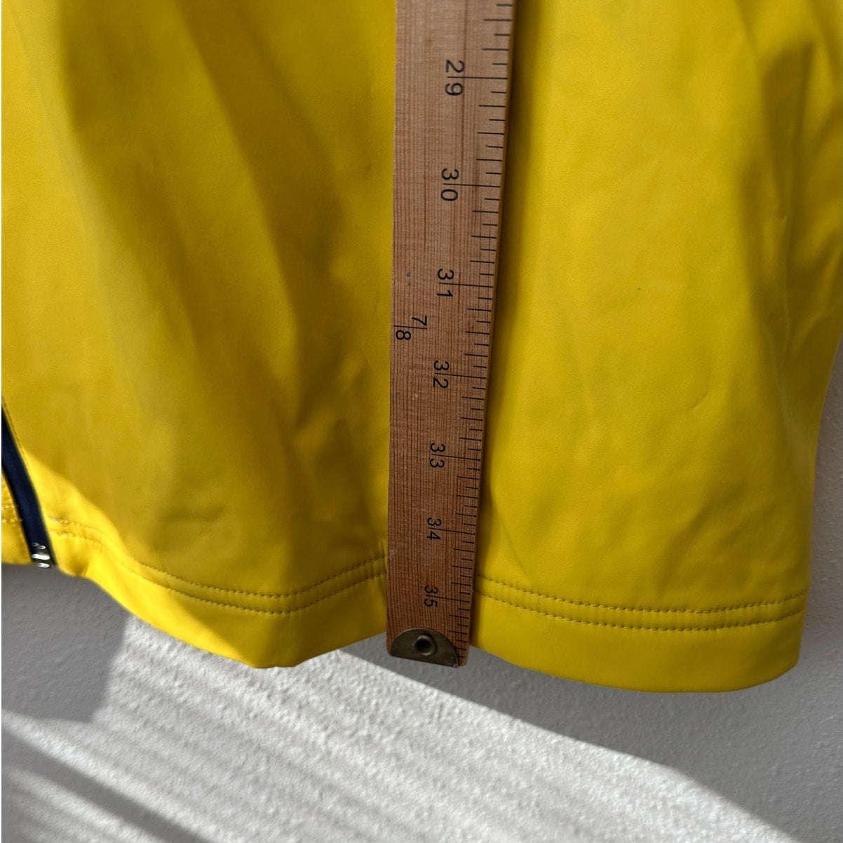 Disney Paris Minnie Mouse Yellow Rain Jacket Women XL
