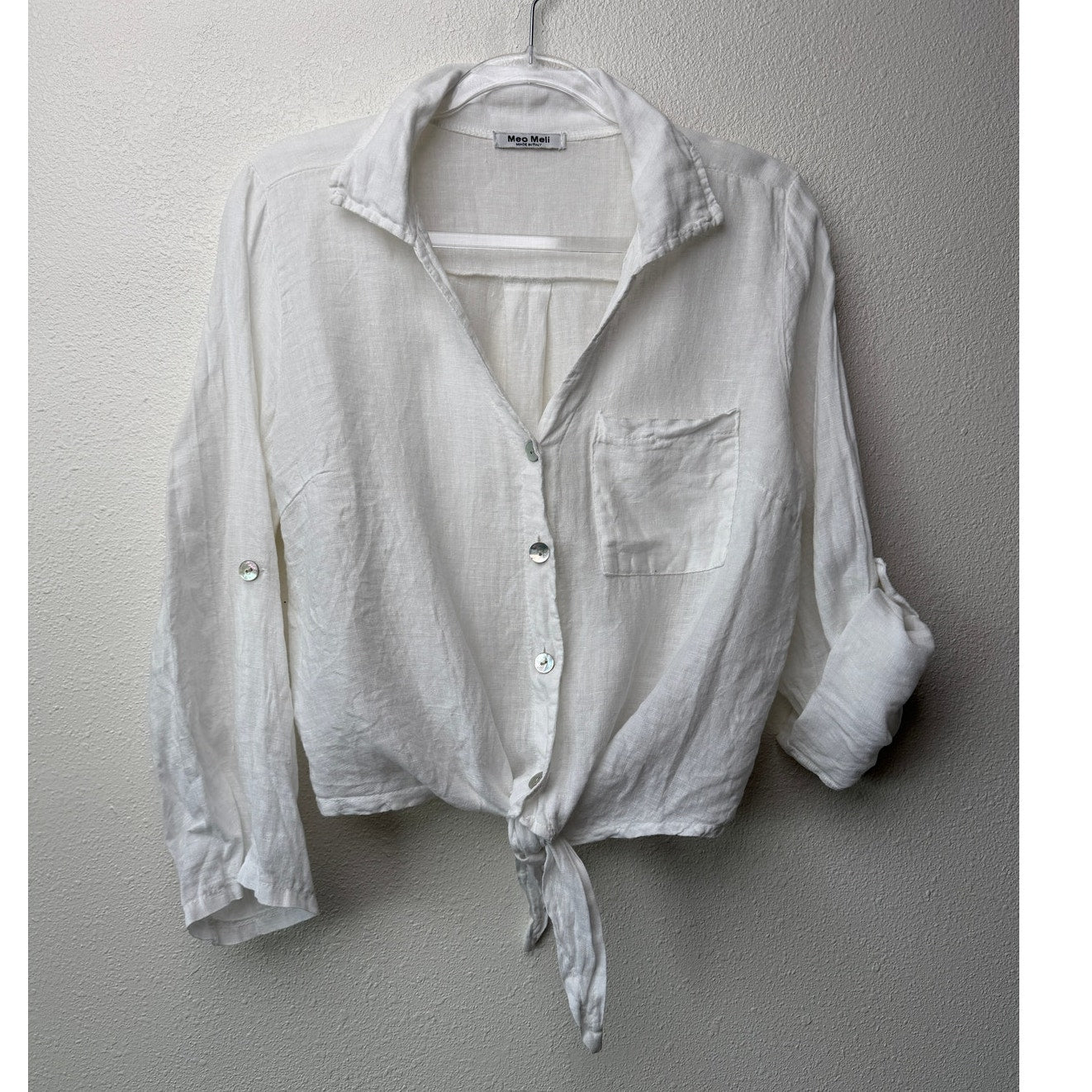 Meo Meli White Linen Button Front Tie Hem Collared Blouse