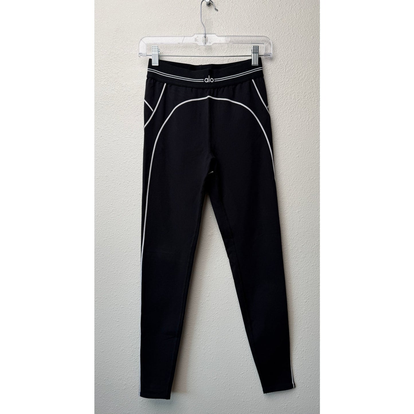 Alo Airbrush Heart Throb Leggings Black White Stitch US S