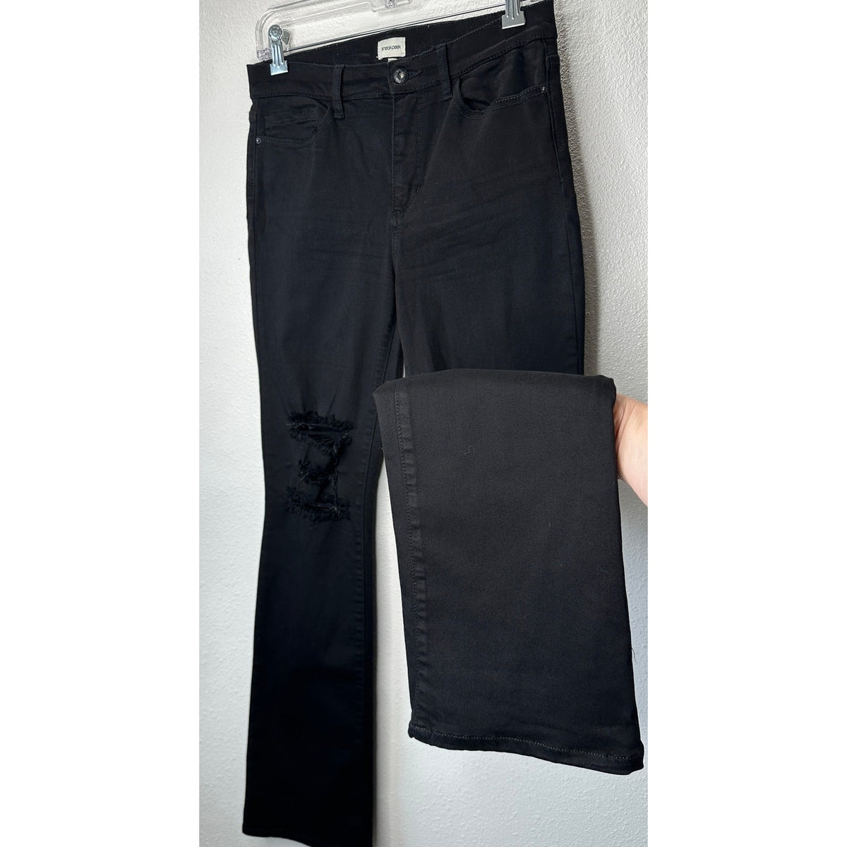 Sneak Peak Black Distressed Knee Bootcut Jeans 29