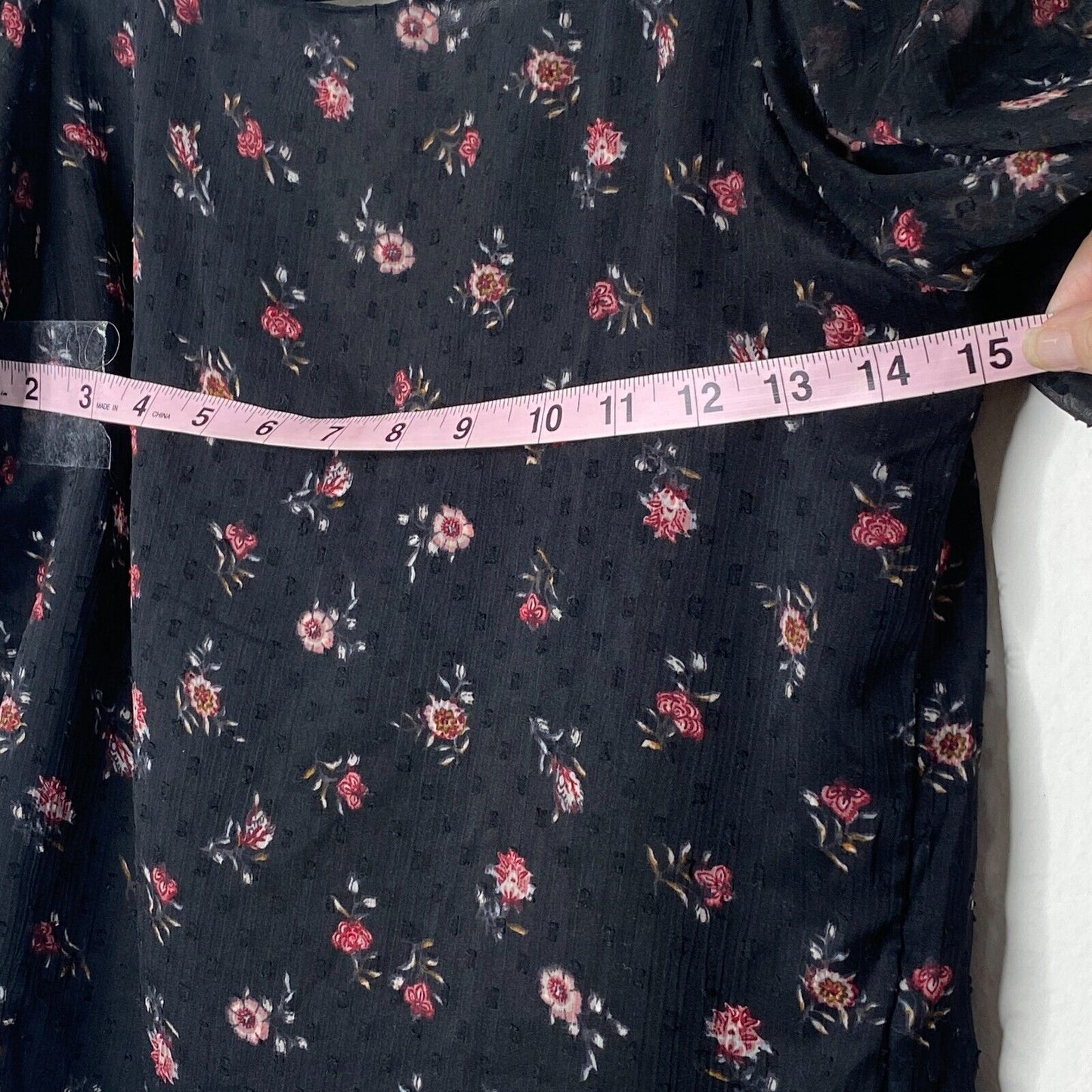 Loft Cute Black Floral Print Round Neck Short Sleeve V-Back With Ties Blouse XXS