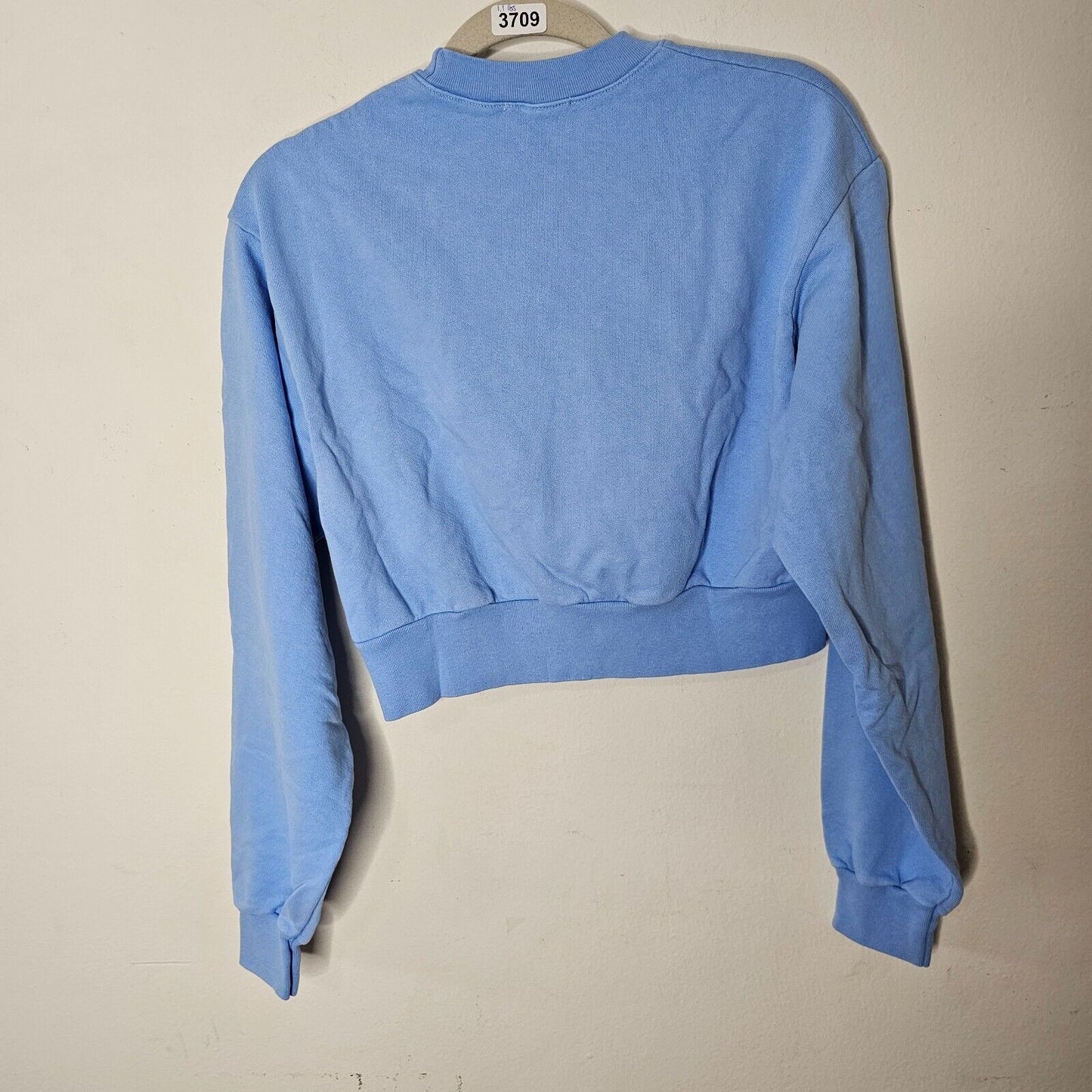 NWOT Living Cool Baby Blue Embroidered Wavy Logo Cropped Long Sleeve Sweatshirt