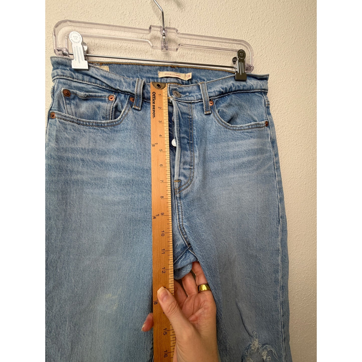 Levi's Wedgie Straight Button Fly Denim Jeans Women US 29