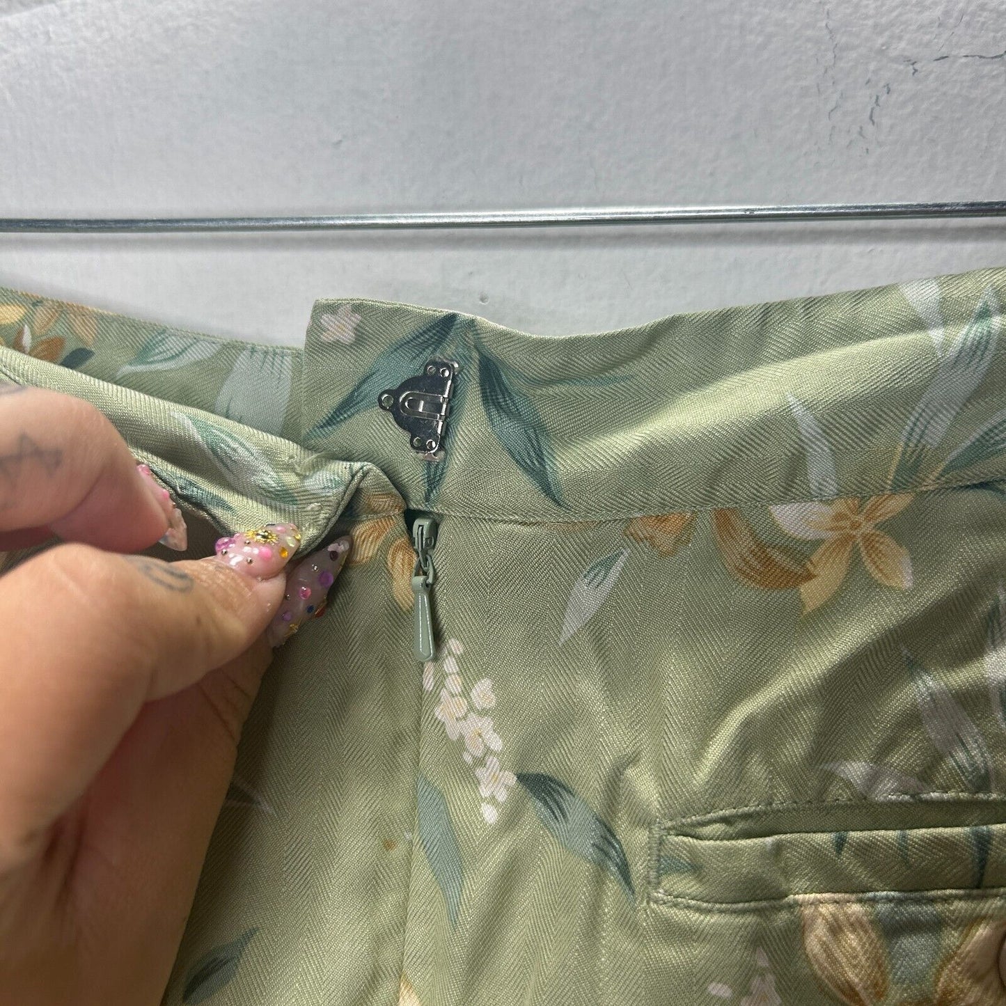 EP Pro 100% Silk Green Yellow & Cream Floral Golf Mini Skirt Skort 4