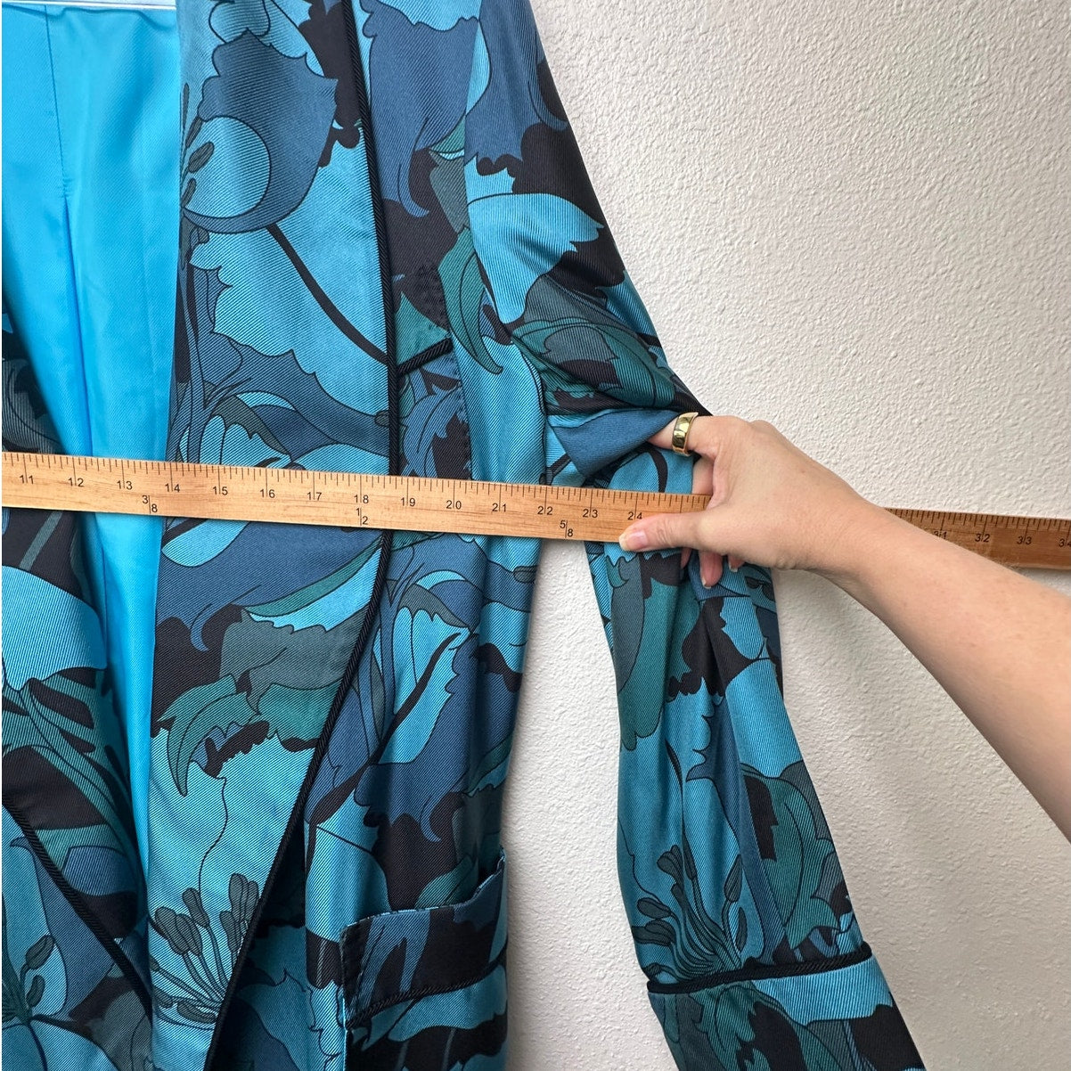 Tom Ford Floral Silk Twill Robe Blue/Teal Men’s M Tassel Belt