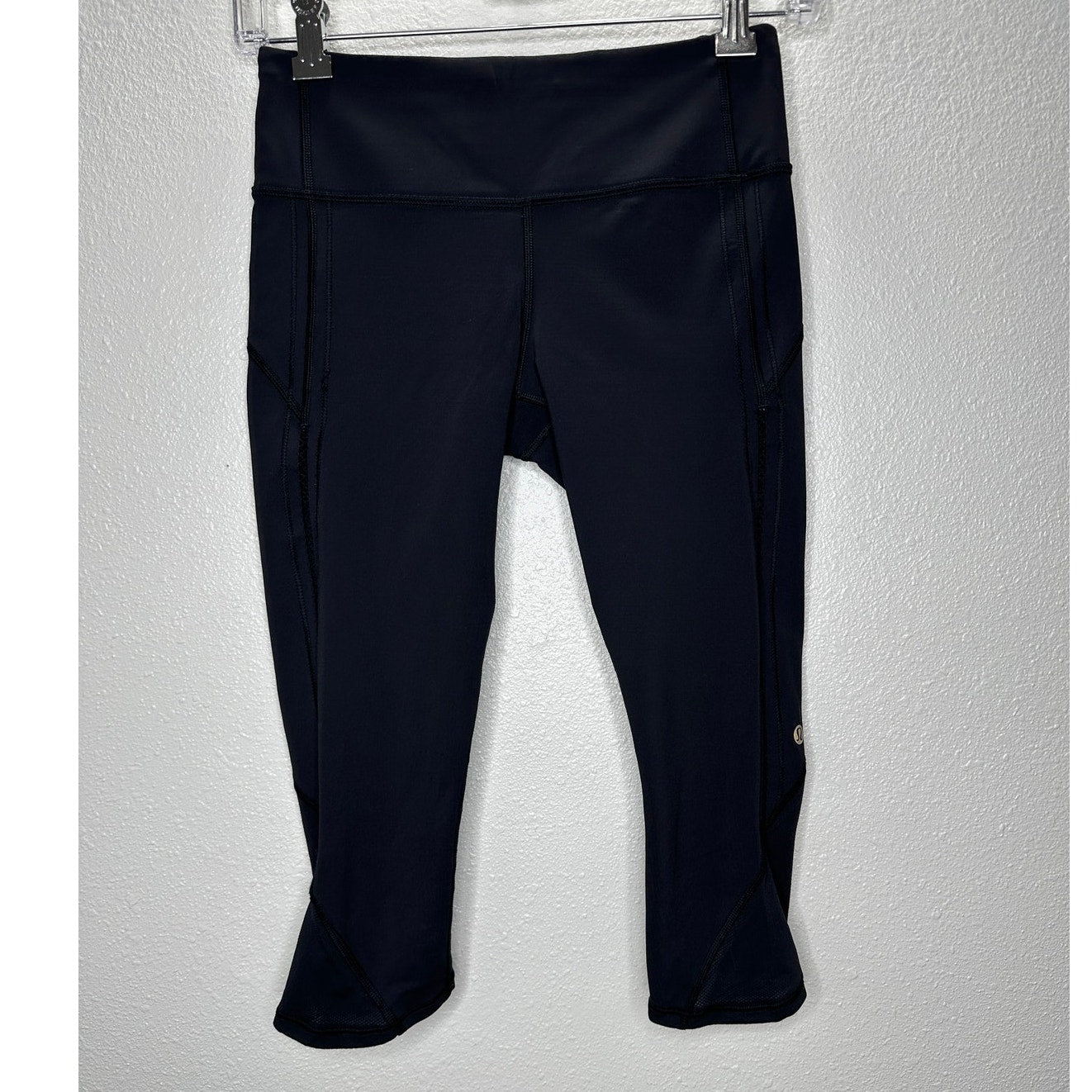 Lululemon Black Crop Leggings Mesh Calf Detail Yoga Pant Legging 4
