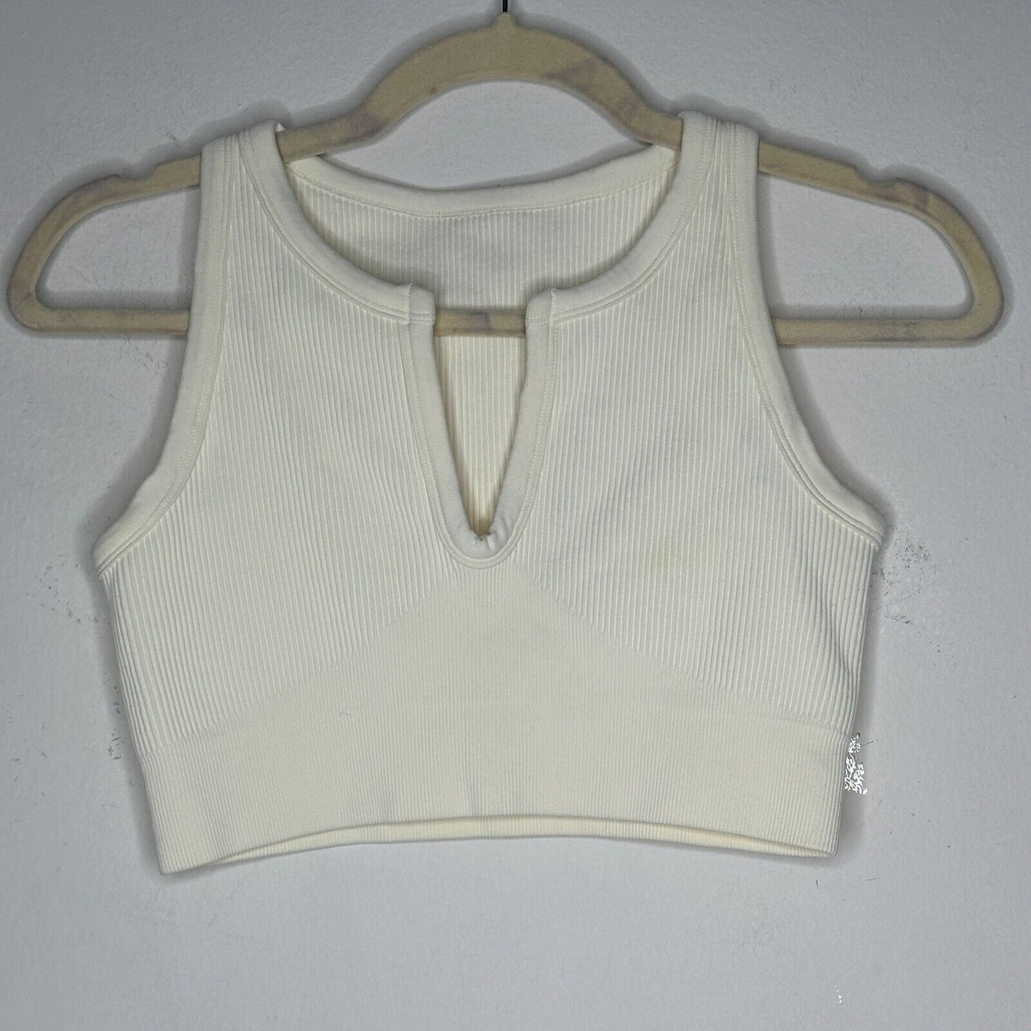 Cream Ribbed Knit Cut Front V-Neck Soft Sports Bra Crop Top No Inserts Medium