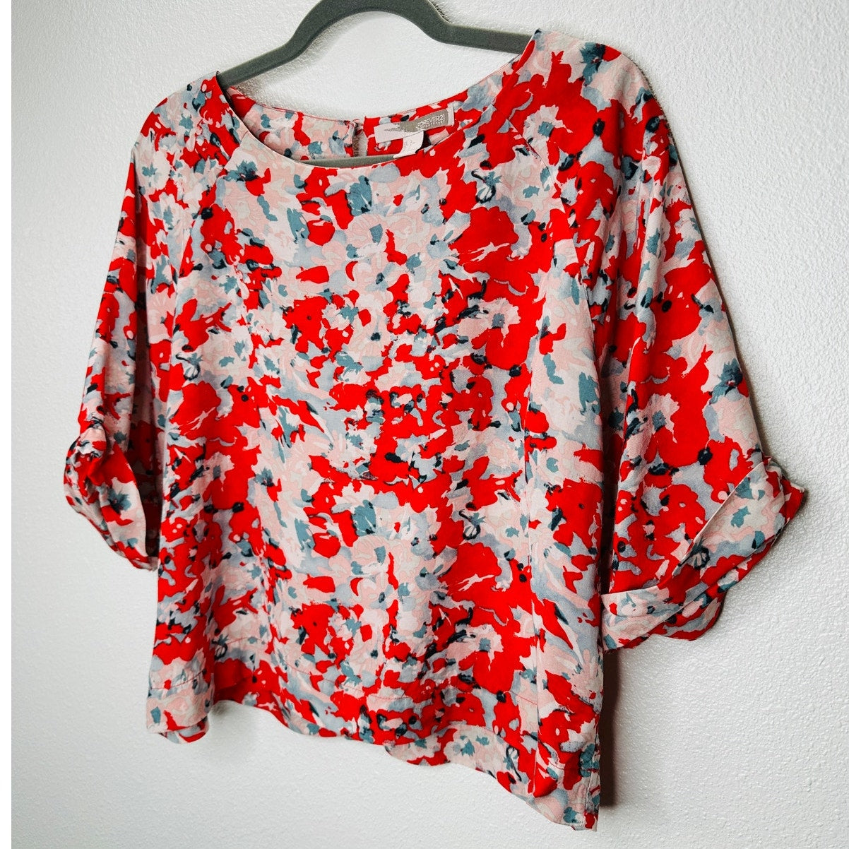 Cute Red Pink Blue Floral 3/4 Cuffed Sleeves Wide Round Neck Blouse Top L