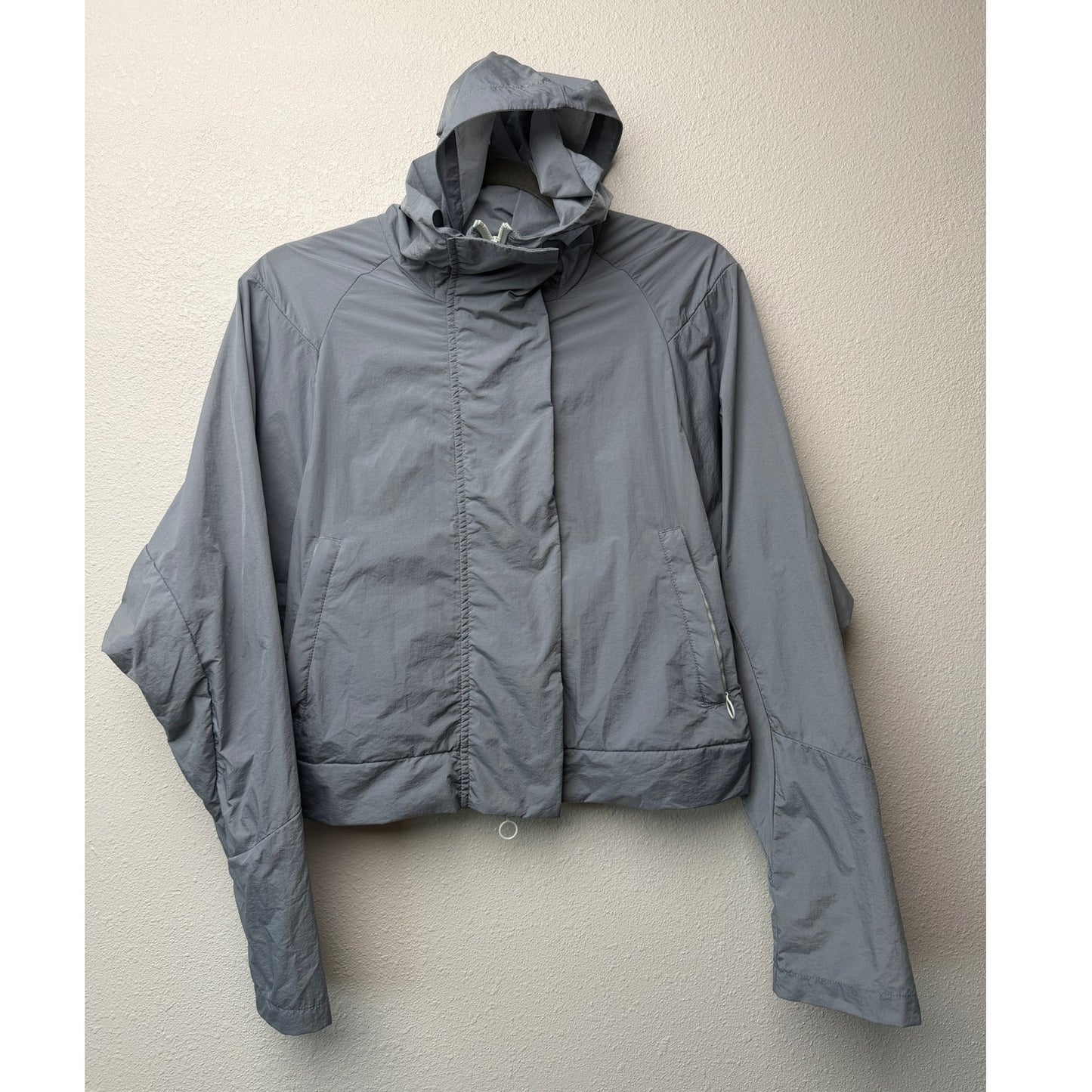 Fabletics Gray Hooded Lightweight Zip Snap Windbreaker Jacket Small