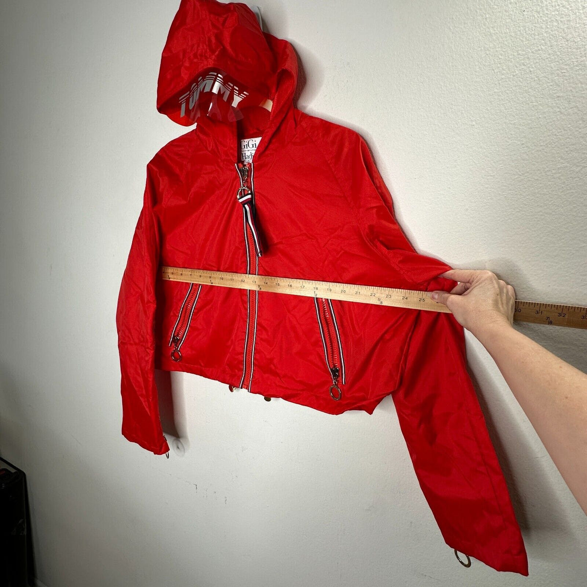 Tommy X Gigi Hadad Visor K-Way Jacket Flame Scarlet-Red Front Zip Mesh Lining SM