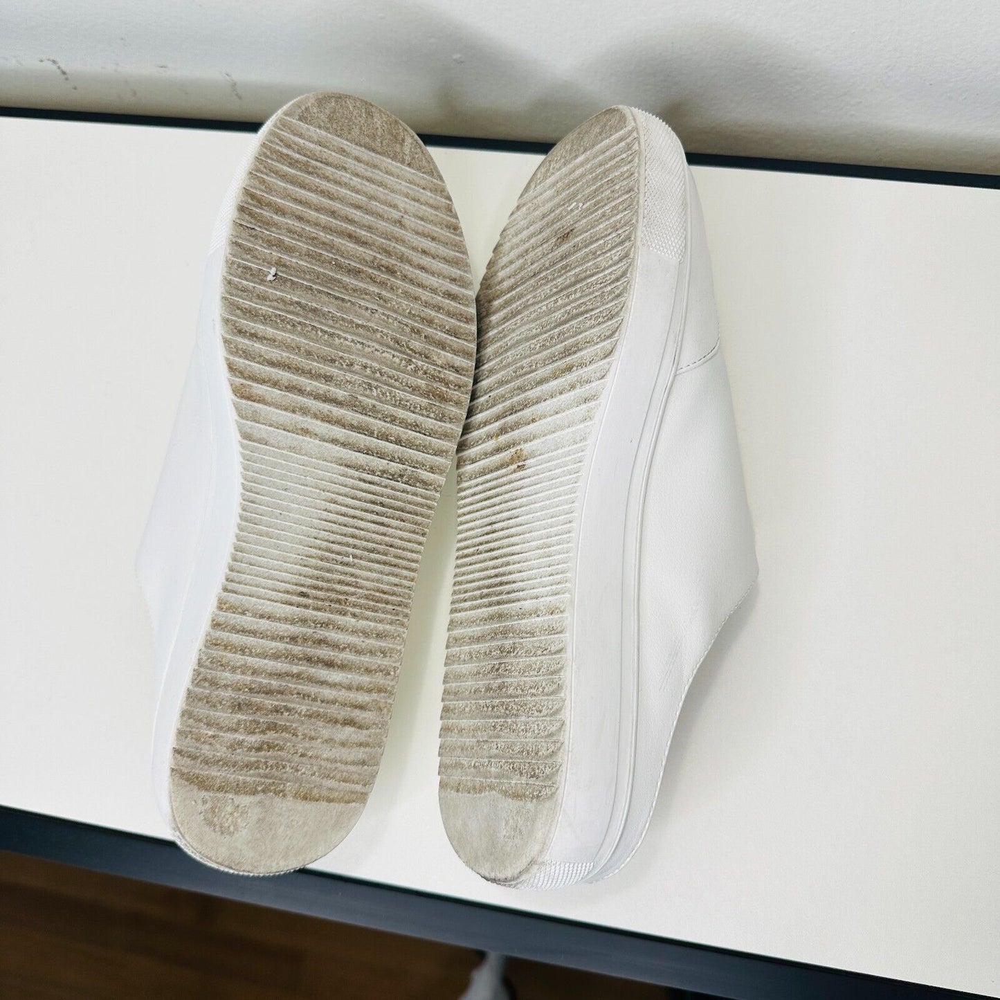 Susina White Leatherette Brynlee Closed Toe Slide-In Casual Mule Sneakers 9