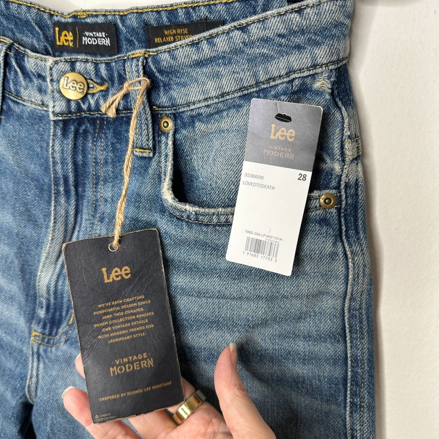 NWT Lee Vintage Medium Blue Wash High Rise Relaxed Stovepipe Distressed Jeans 28