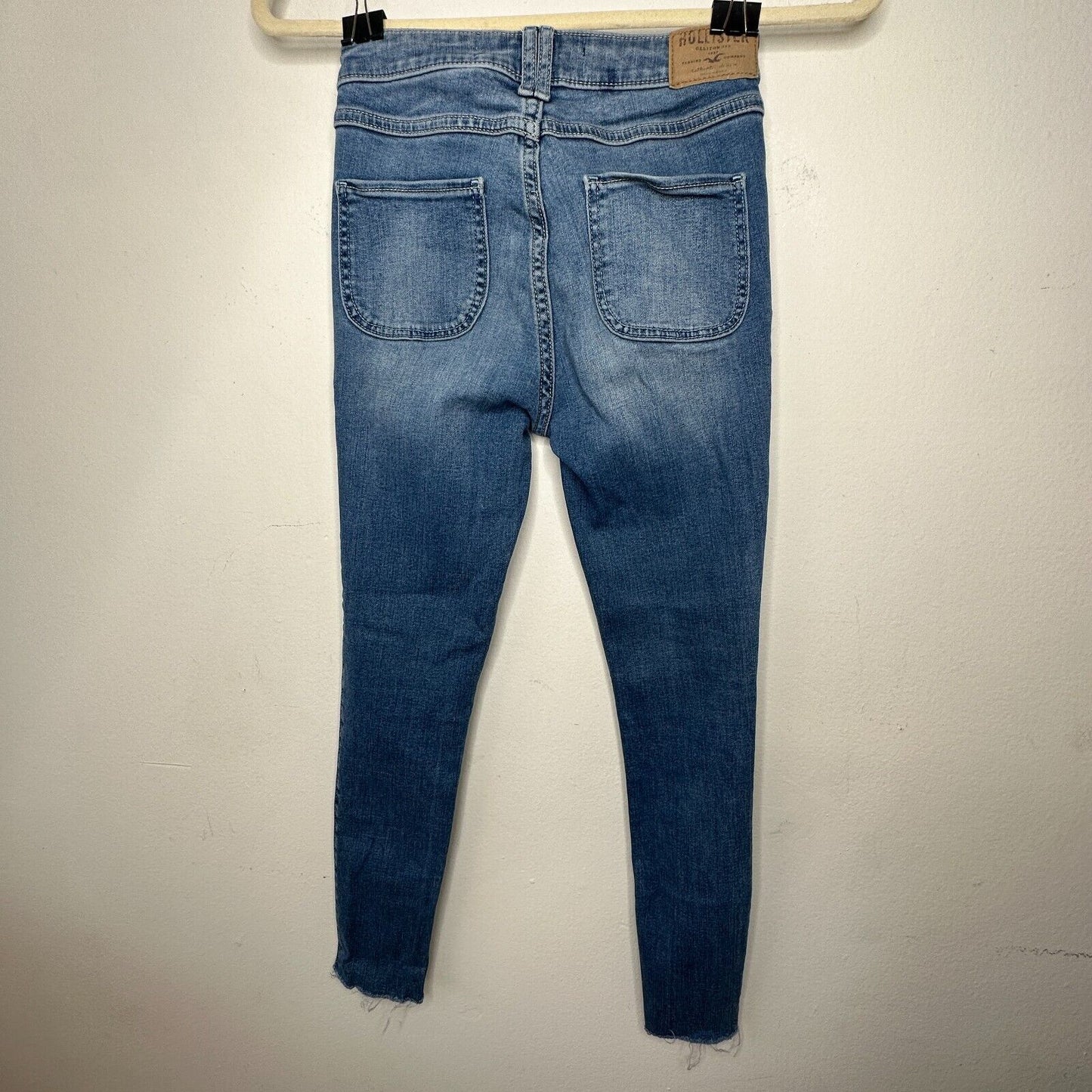 Hollister Medium Wash Crop Patch Pocket Hi-Rise Denim Skinny Jean Raw Hem 23 00