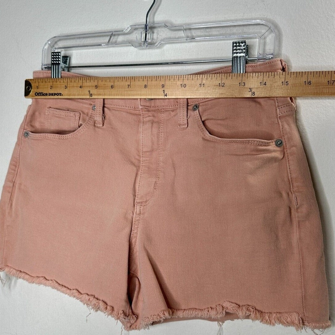 Universal Thread Peach High Rise Cut Off Raw Hem Jean Denim Shorts 8 / 29