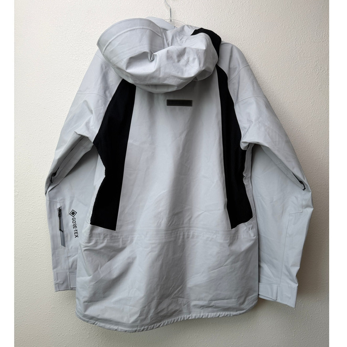 NWT Burton Carbonate Gray Cloud GORE-TEX 3L Size L Snowboard Jacket