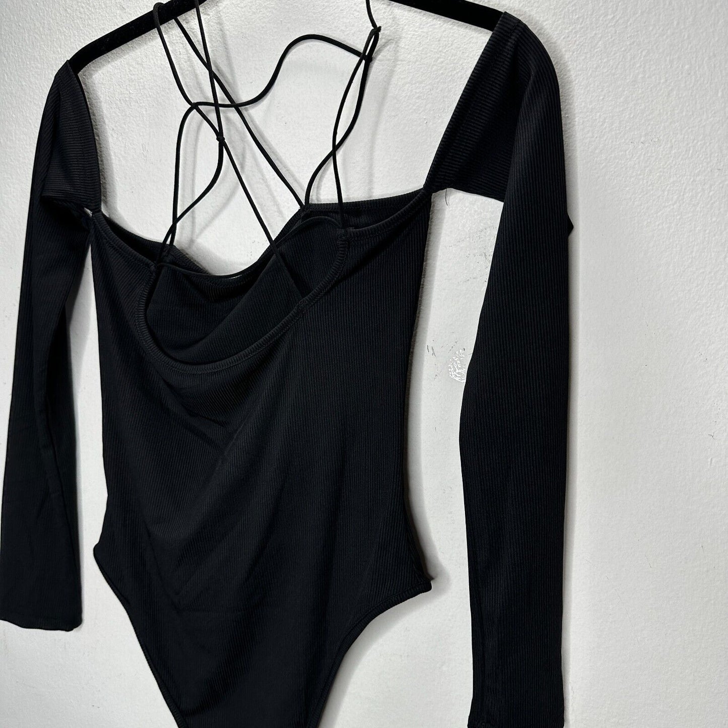 Black Bandeau Style Attached Arm Sleeve Criss Cross Back Bodysuit Snap Close M