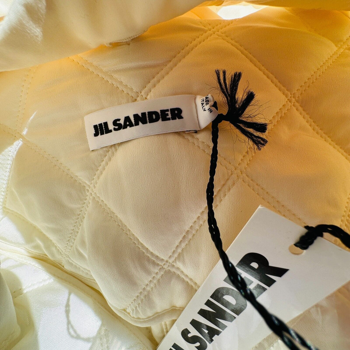 Jil Sander Eggshell Cream Goldfish Long Line Quilted Front Zip Hooded Jacket 36