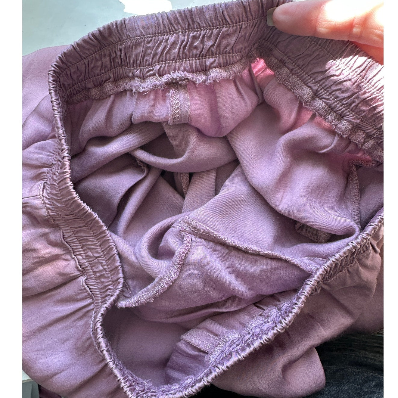 Light Purple Shimmer Satin Pocketed Elastic Waist Jogger style Pants Small