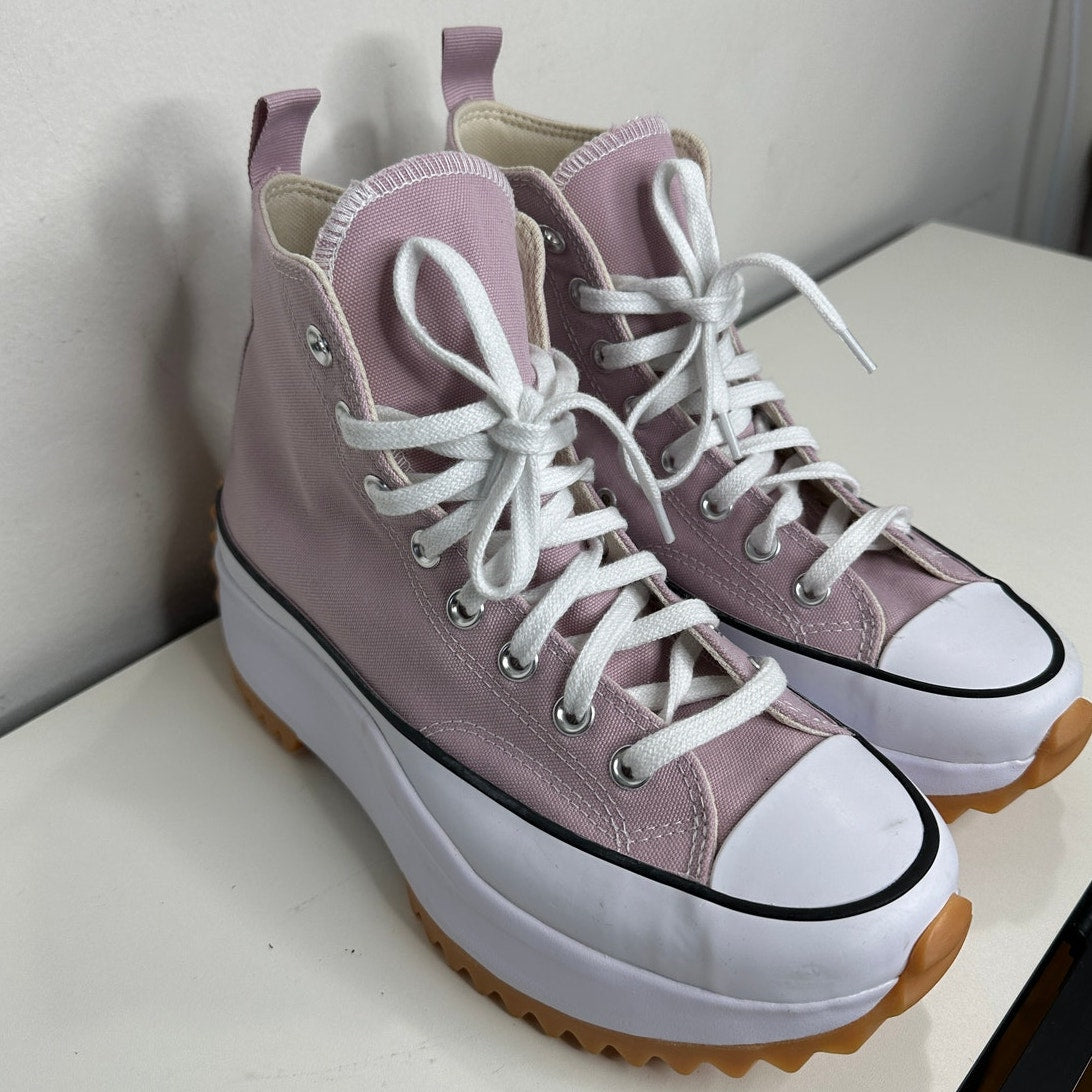 Converse Run Star Hike High Top Platform Sneaker Pink & White W 9 / M 7