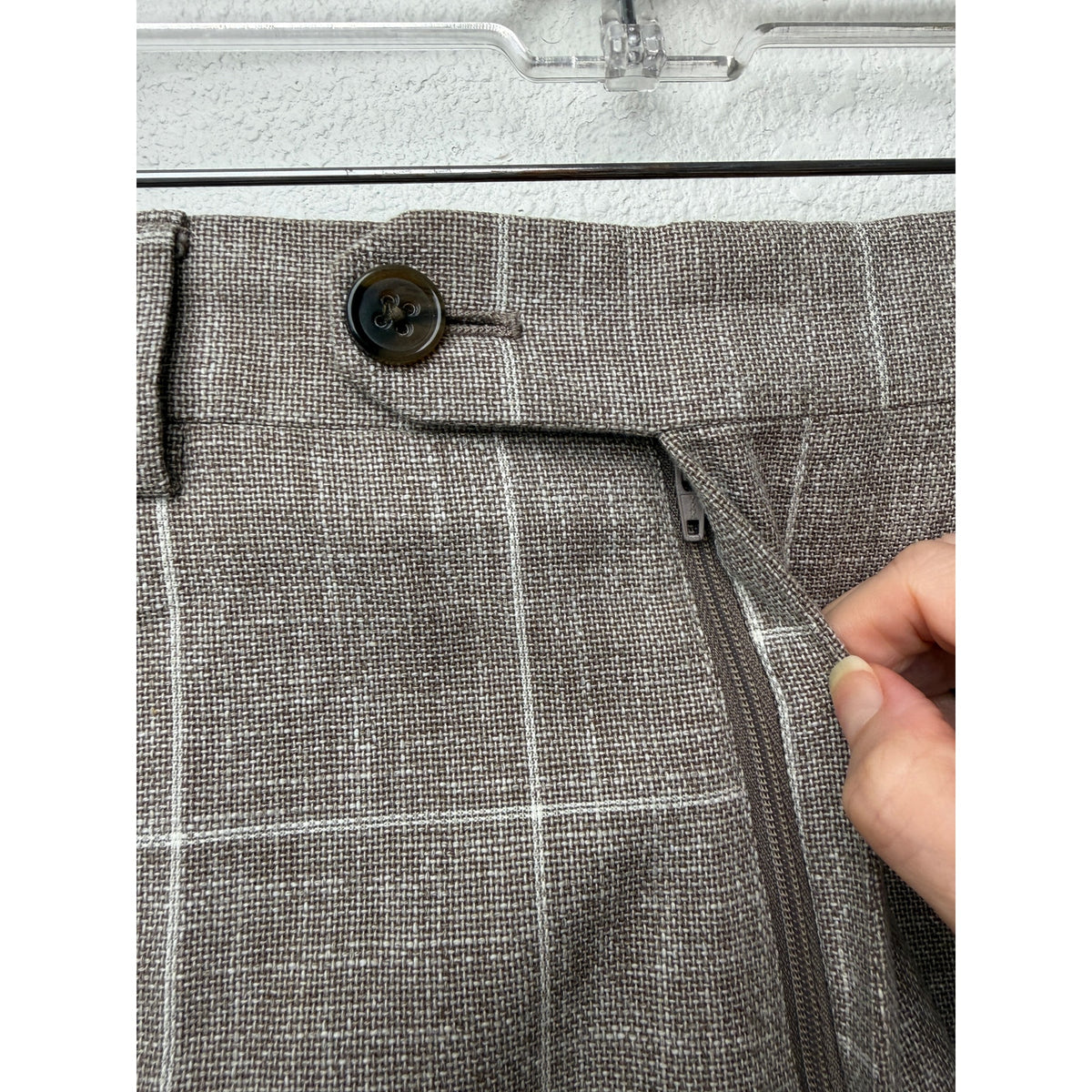 Banana Republic Taupe Windowpane Trousers Men 31x32