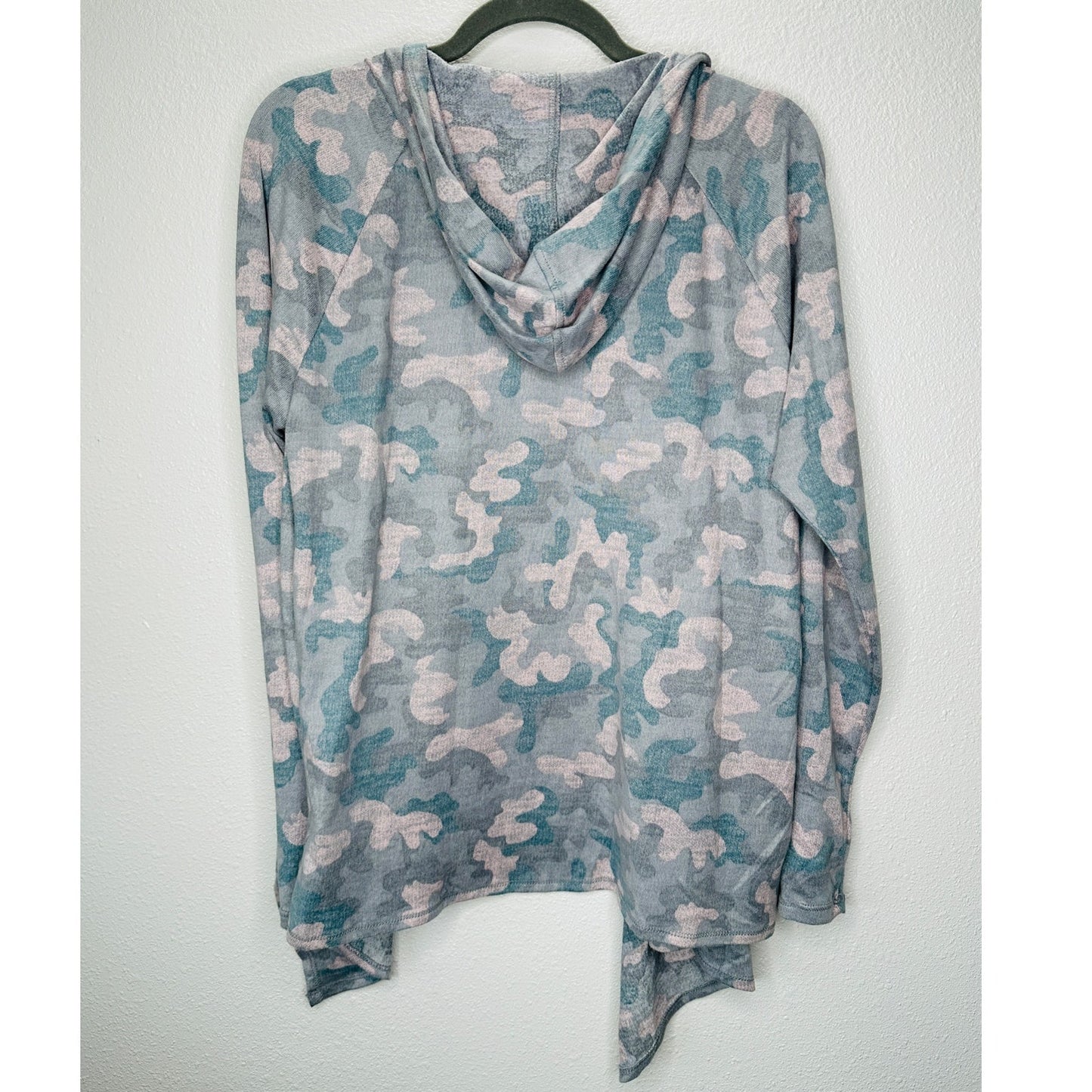Jacqueline Intimates Blue Teal Pink Camo Hooded Sweater Top L