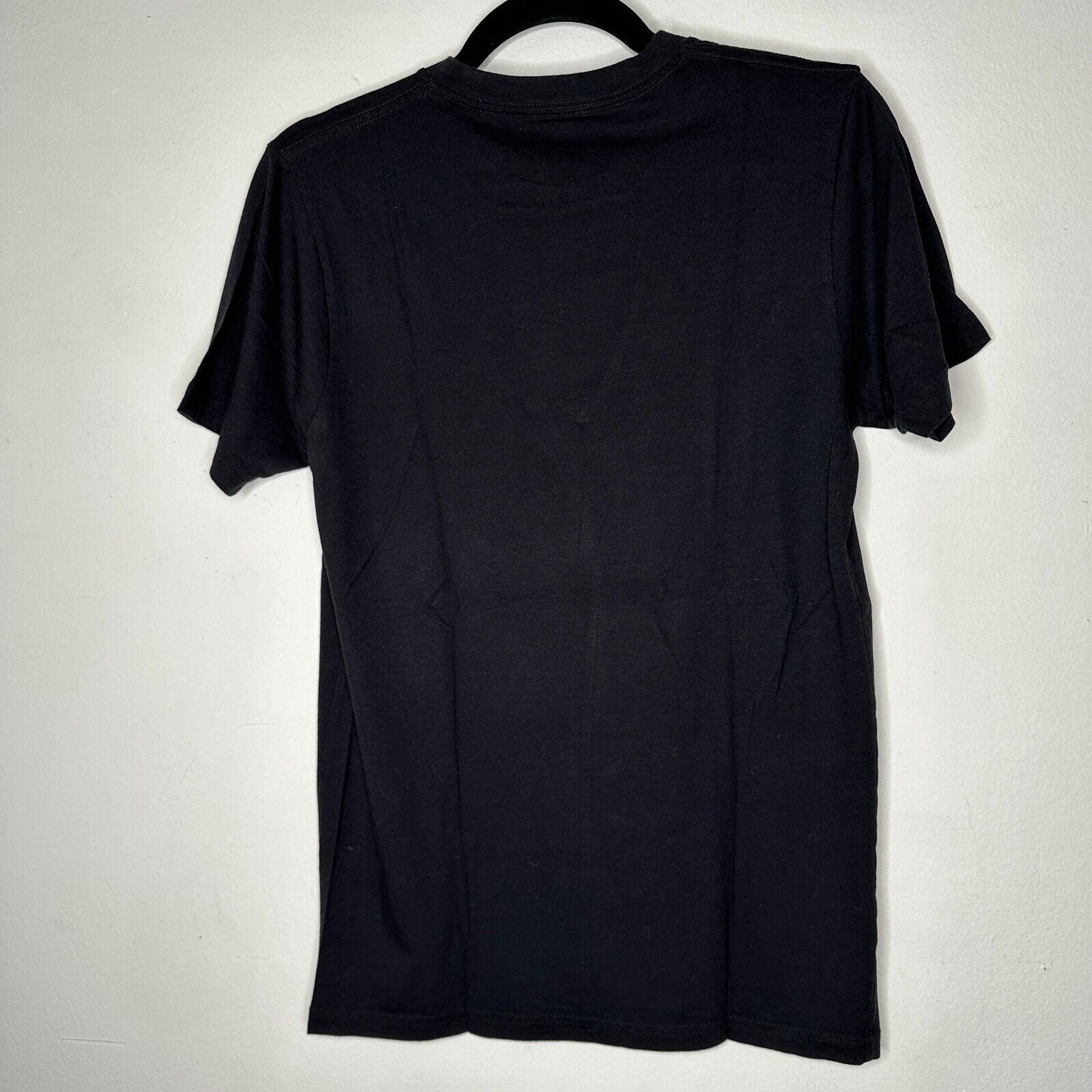 Singhalife Solid Black Short Sleeve Round Neck Tee Embroidered Logo Med