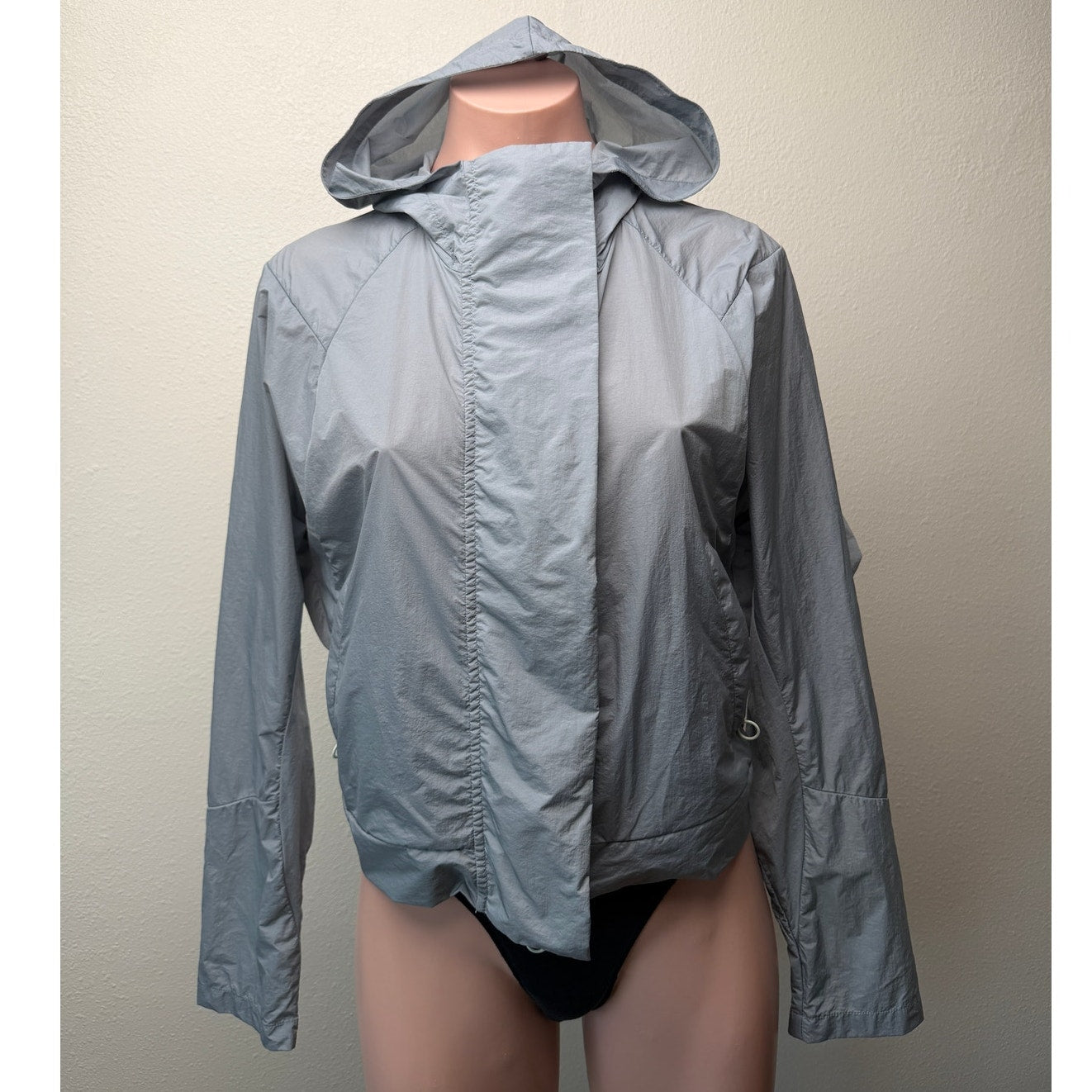 Fabletics Gray Hooded Lightweight Zip Snap Windbreaker Jacket Small