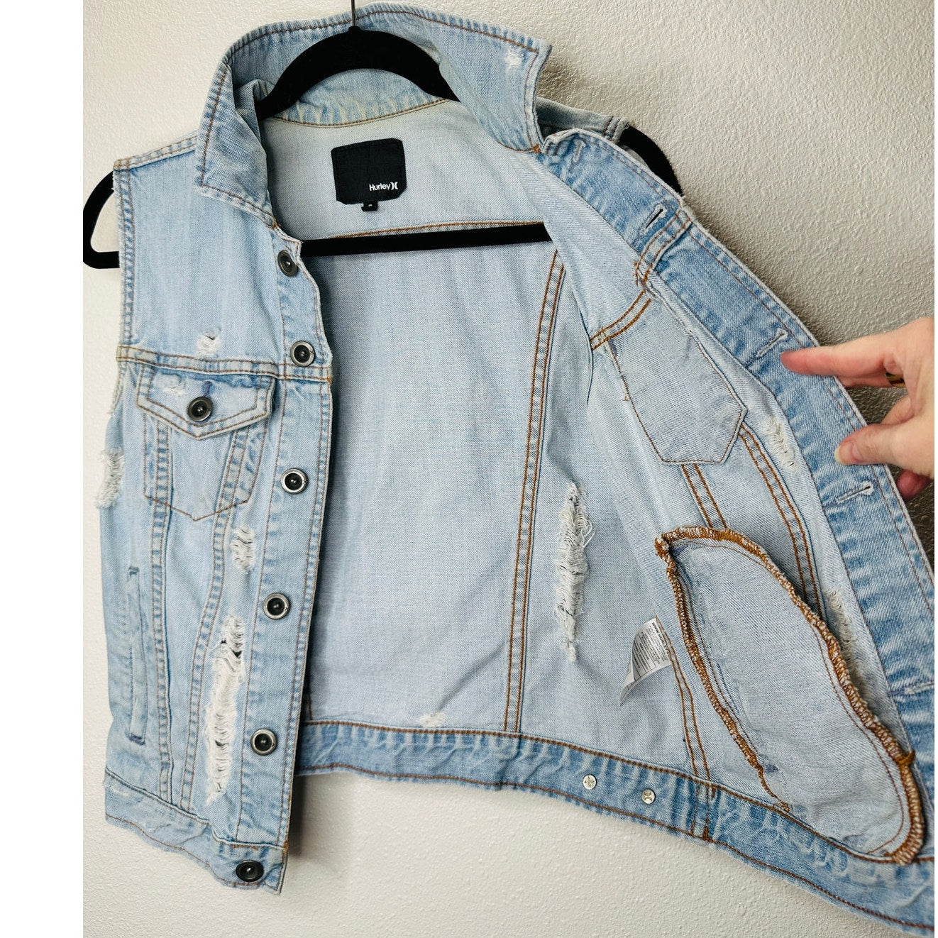 Hurley Light Wash Distressed Denim Sleeveless Button Vest S