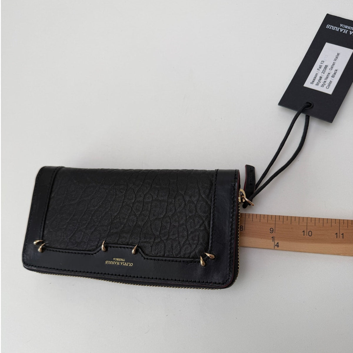 NWT Olivia Harris Gahan Black Zip Wallet Women's