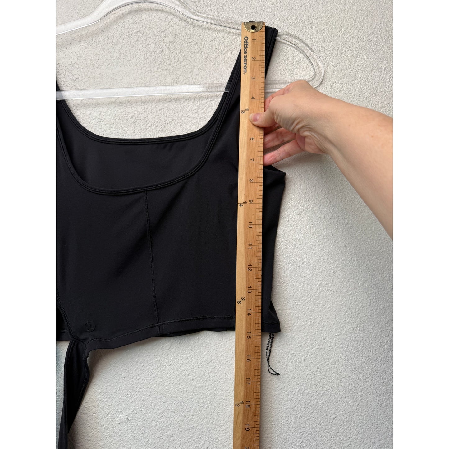 Lululemon Get Centred Crop Tank Black Women Size 2 Side Tie