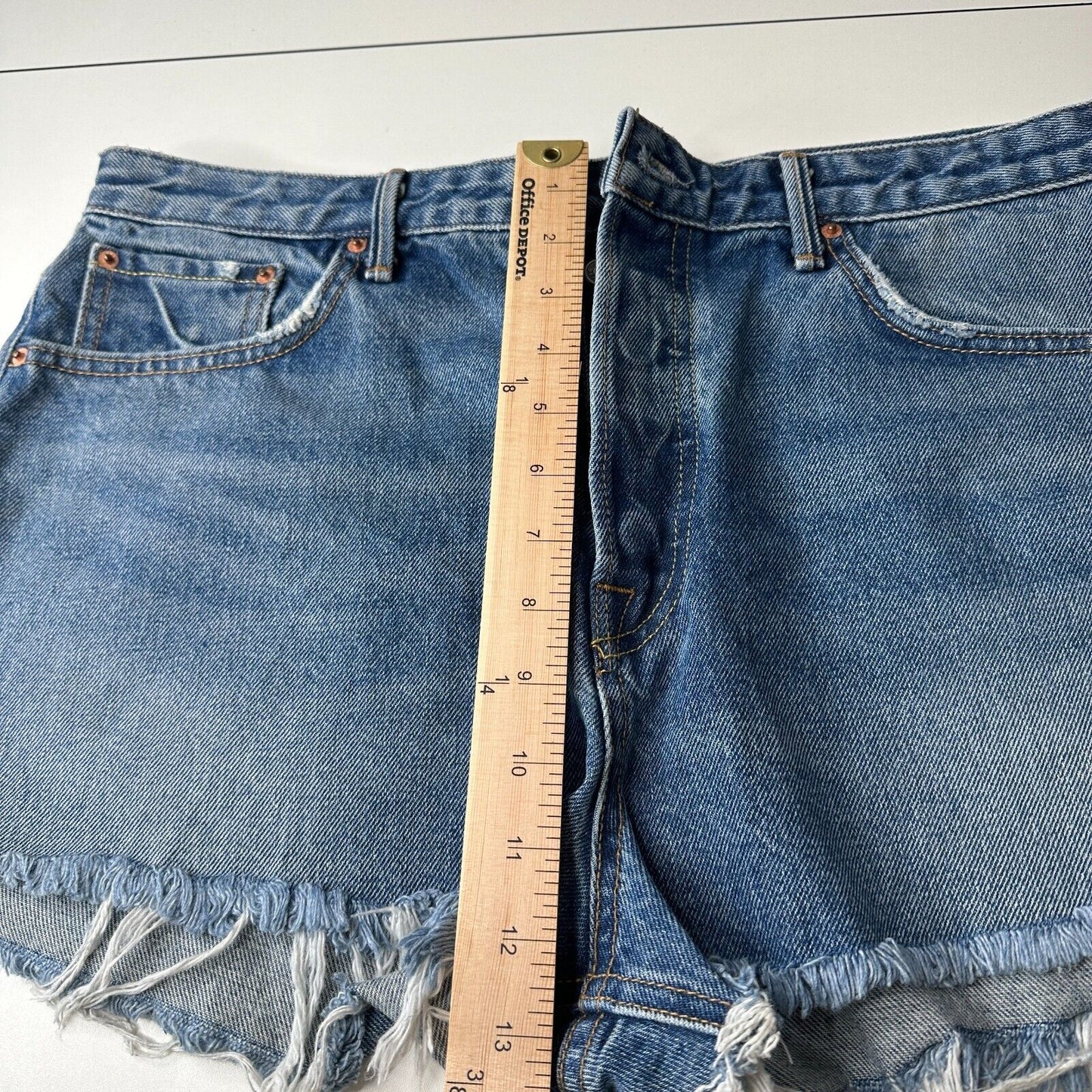 GRLFRND Cindy Button Fly High Rise Medium Blue Wash CutOff Jean Short Raw Hem 32