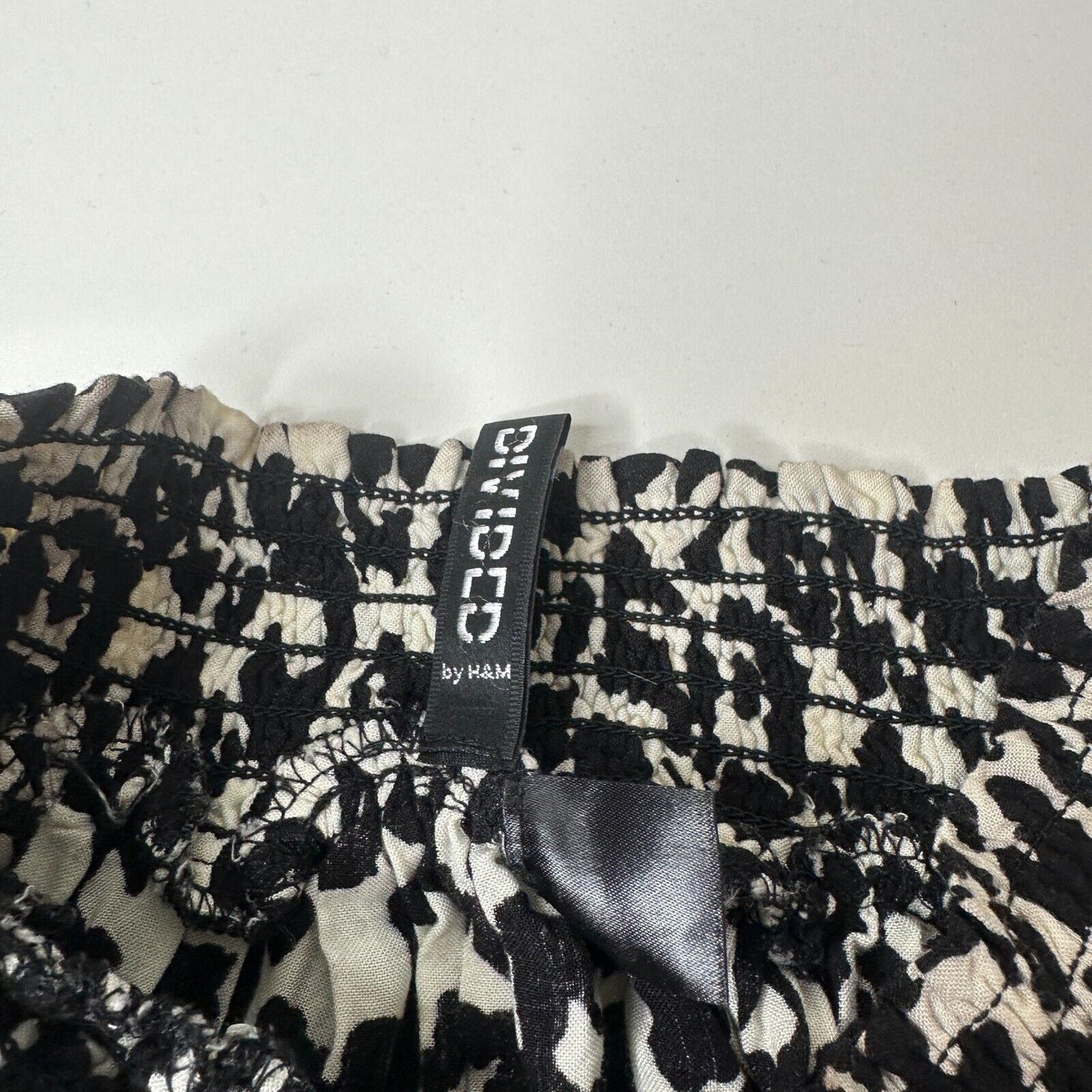H&M Divided Leopard Print Cream and Black Ruffled Saucy Mini Skirt Smock Waist 4