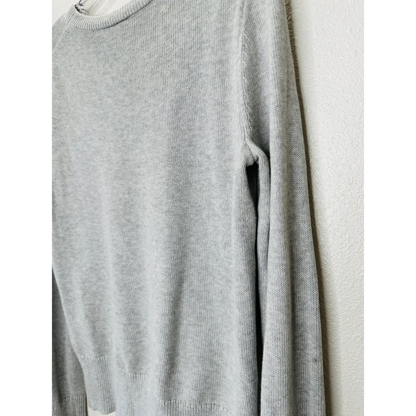 Gap Light Gray Metallic Heart Intarsia Crewneck Pullover Long Sleeve Sweater S