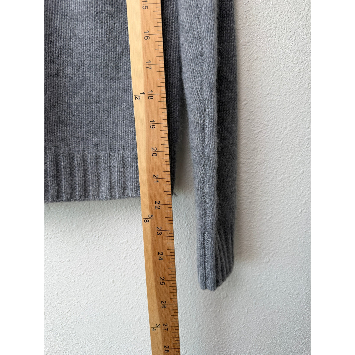NWT C by Bloomingdales Gray Cashmere Cardigan Women XS
