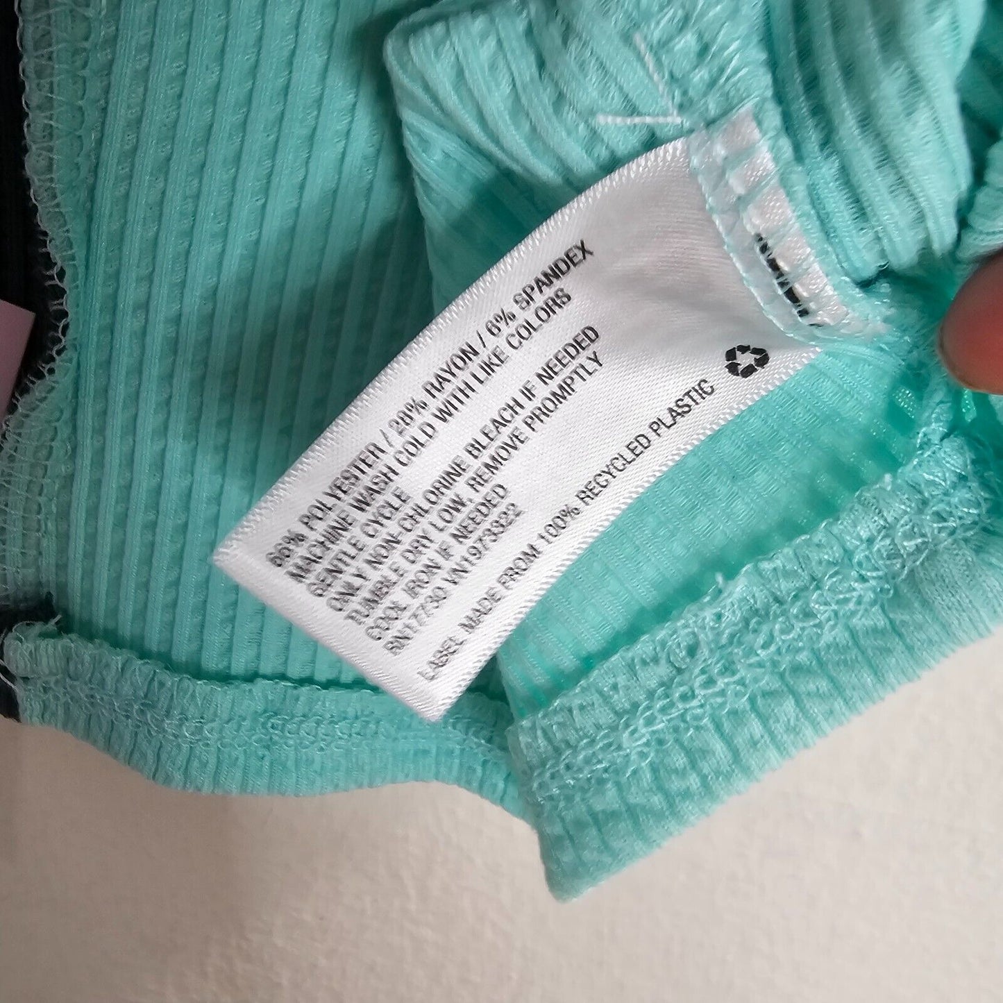 NWT Teal & Black Color Block Front Ruche Stretch Scoop Neck Crop Bralette M