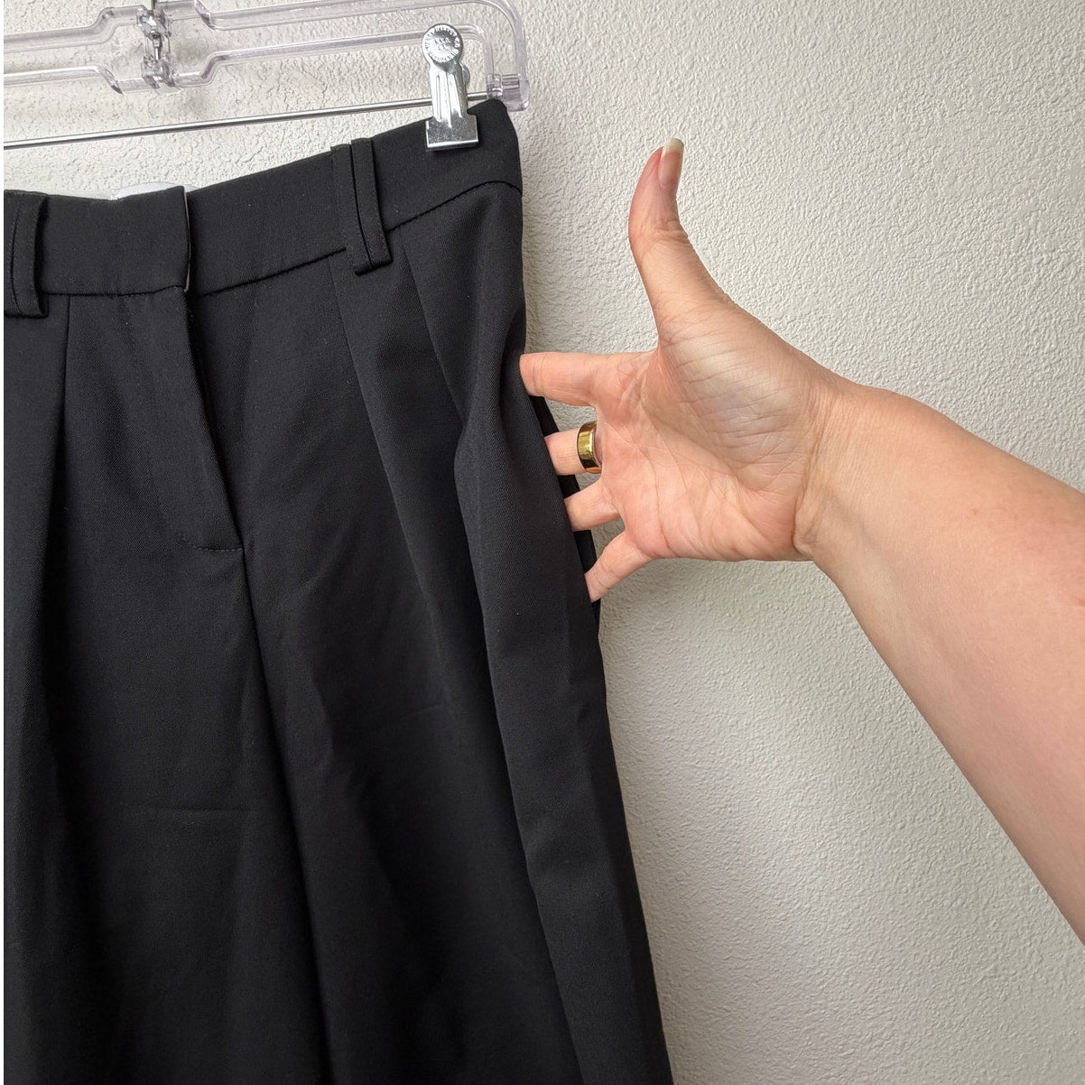 Luel Studio Black High Waist Pleated Wide Leg Pants Wool Size 0