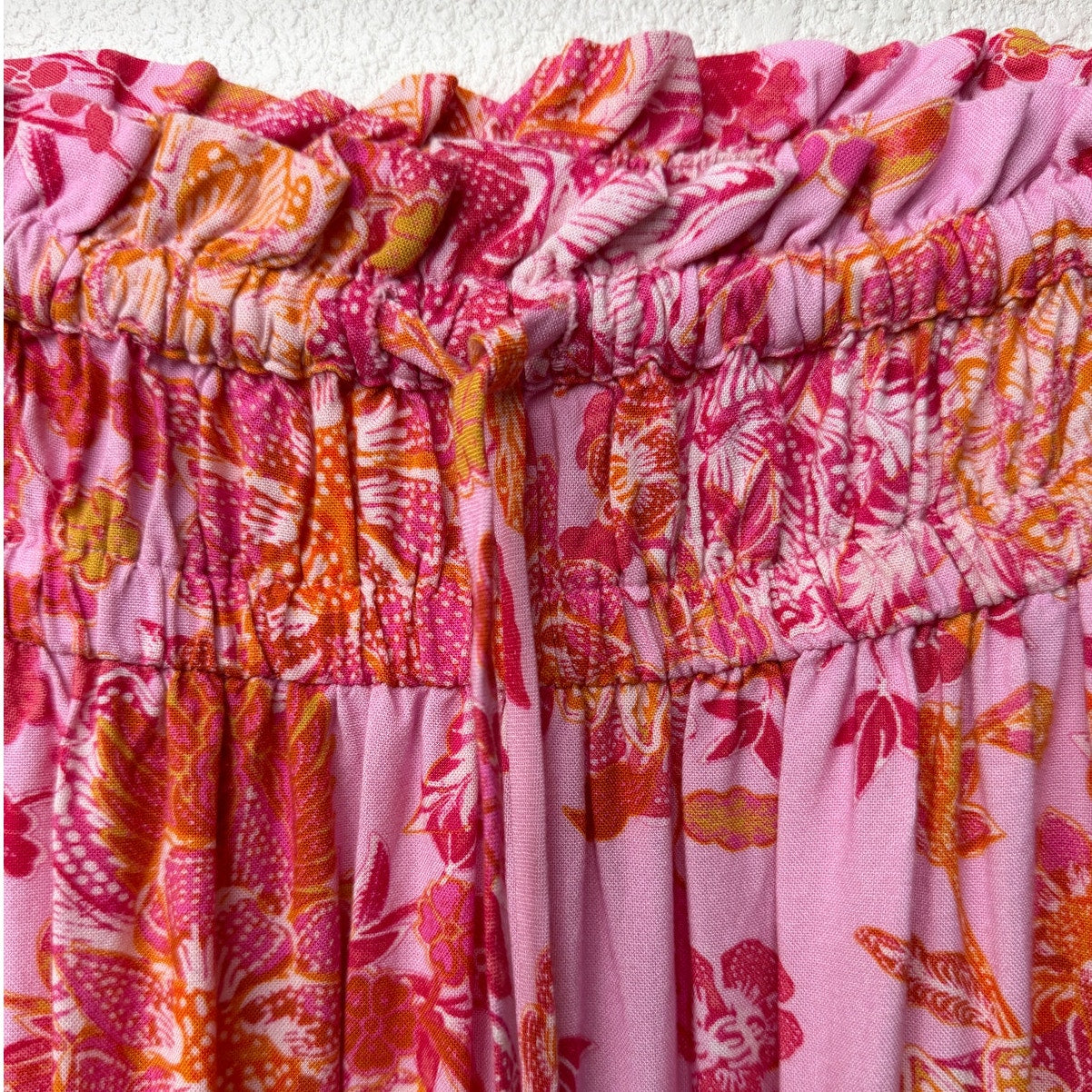 Xirena Pink Tropical Floral Ruched Tie Waist Midi Skirt M