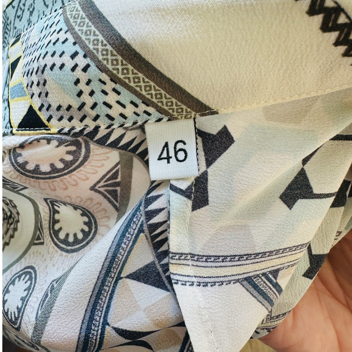 ETRO Pastel Cream Blue Multi Geometric Print Button Collar Silk Blouse  46 / L