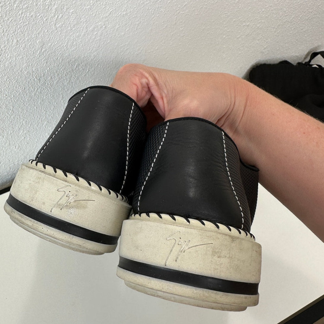 Giuseppe Zanotti Ron Costner Sneaker Black Leather Embossed Cream Side Zip 43 / 10