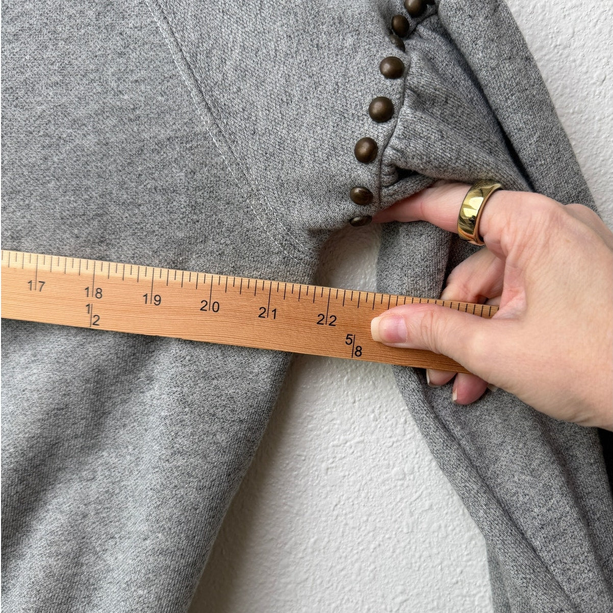 The Great Studded Balloon Sleeve Gray Sweater Size 1 Small