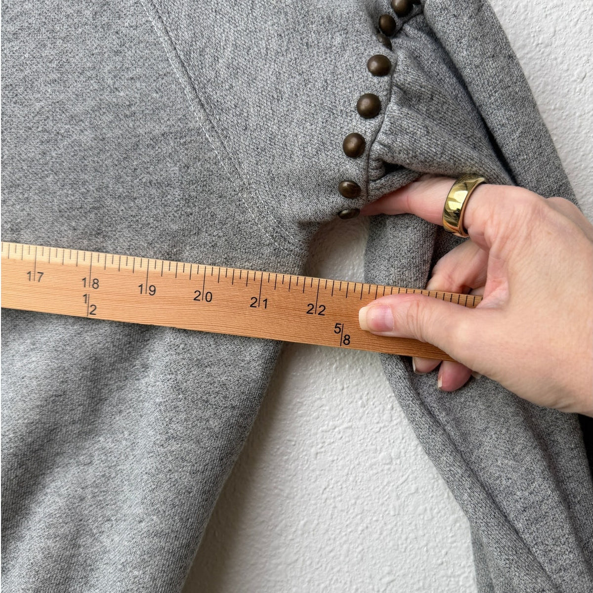 The Great Studded Balloon Sleeve Gray Sweater Size 1 Small