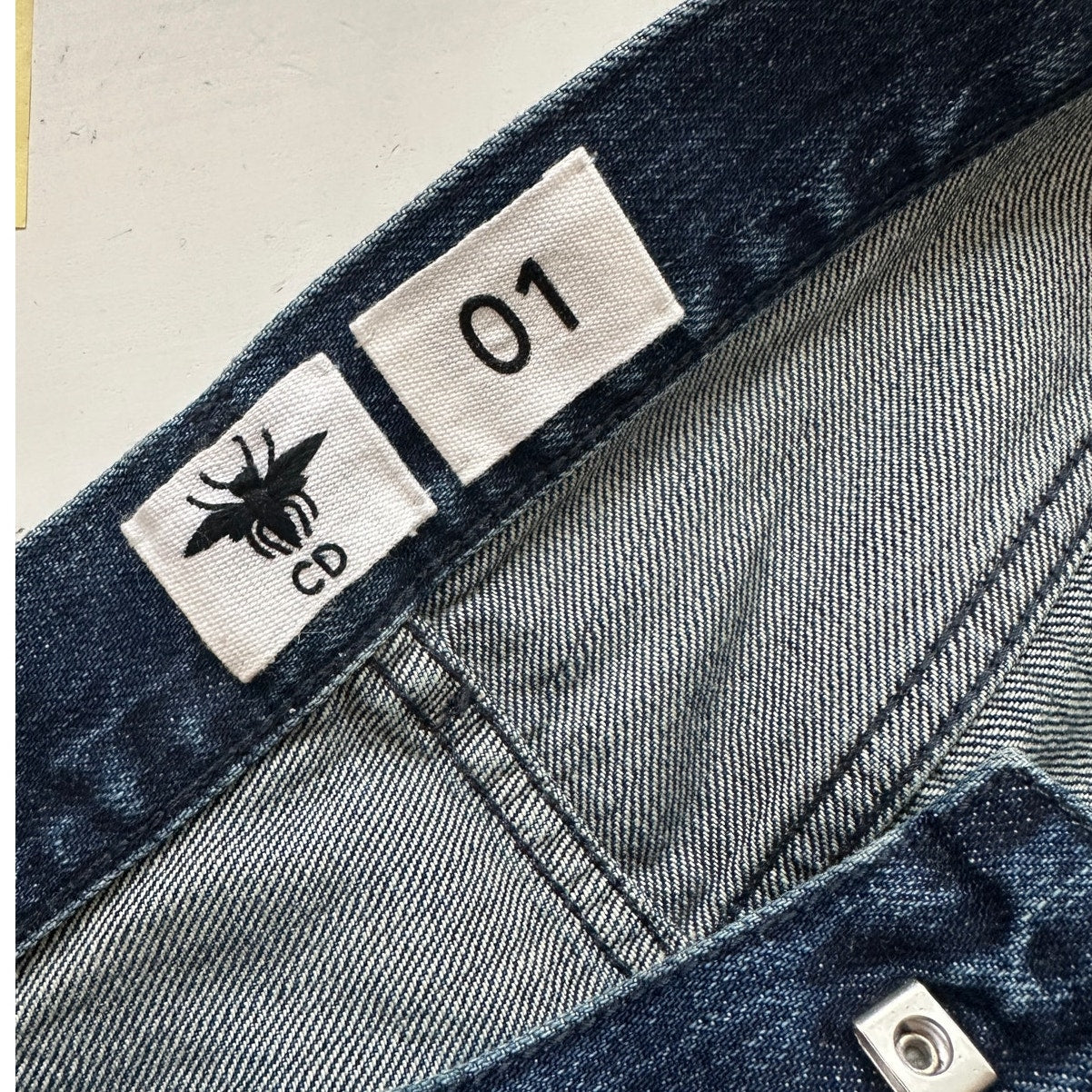 NWOT Christian Dior 01 Medium Wash Button Front Boyfriend Jeans 10
