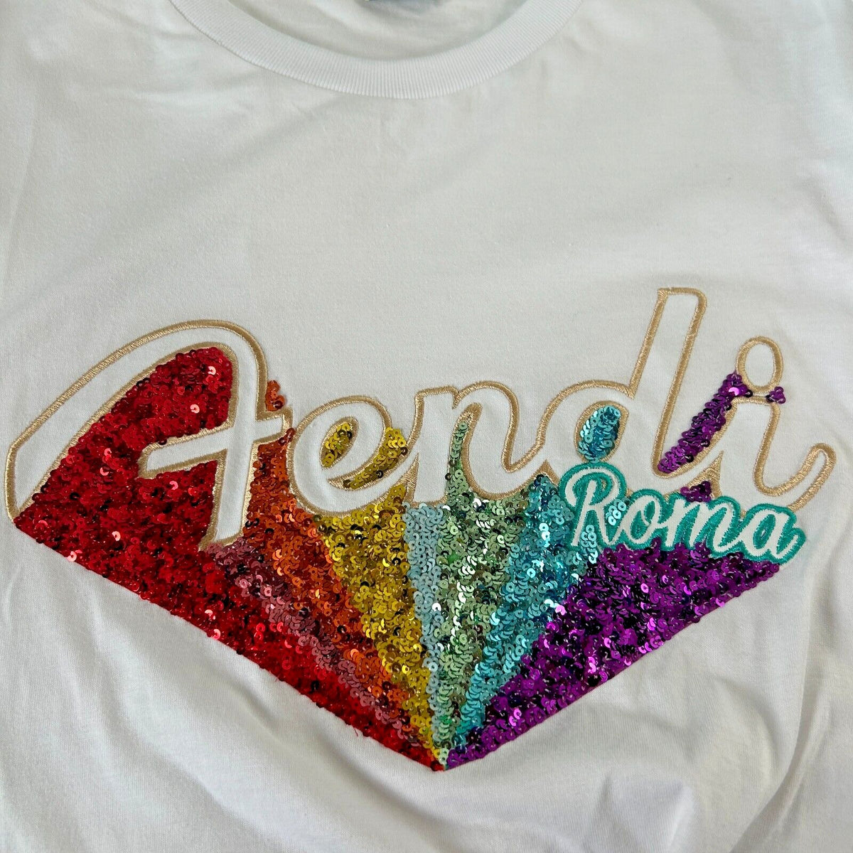 Fendi White Short Sleeve Round Neck Rainbow Sequined Fendi Roma Graphic Tee L