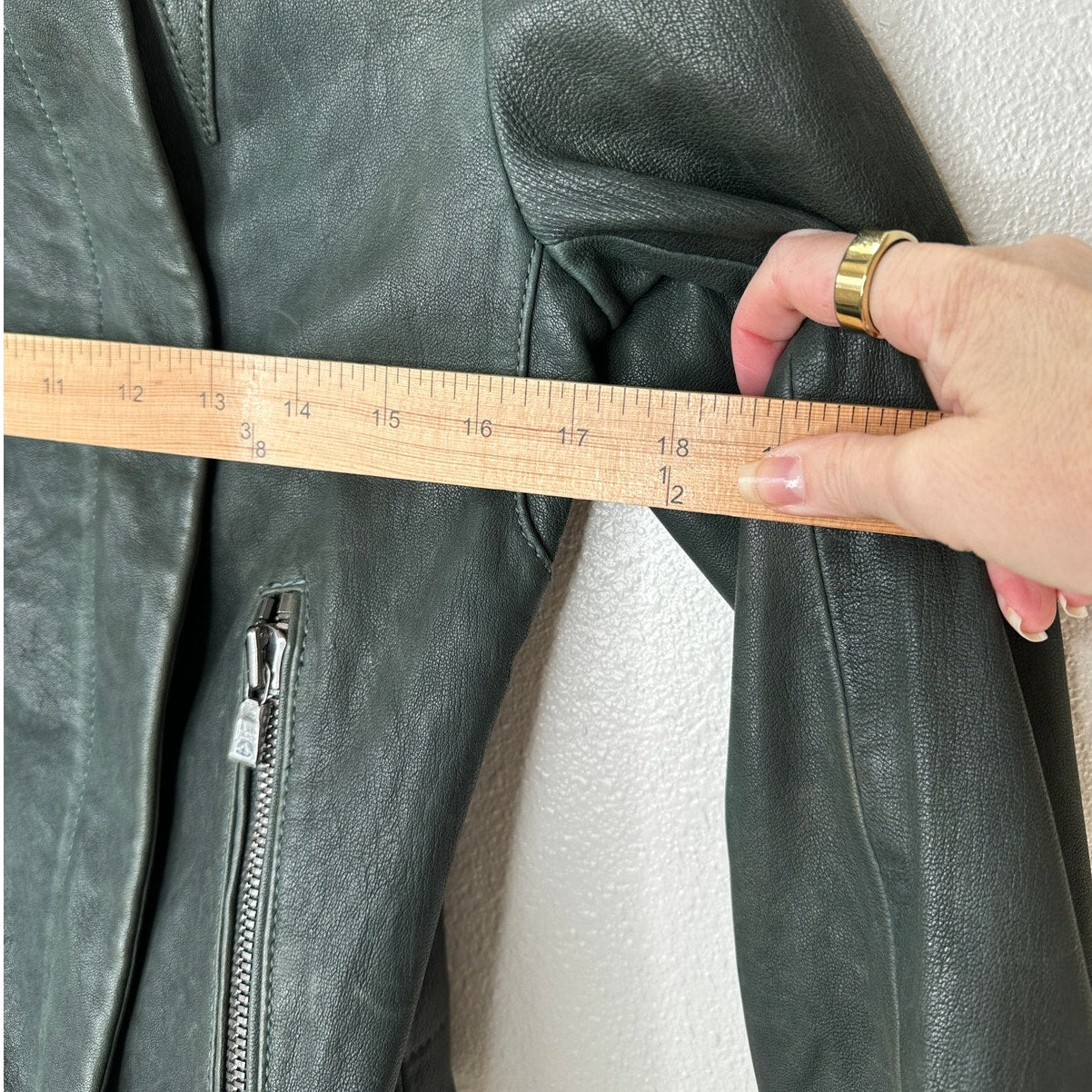 Andrew Marc Olive Green Diagonal Front Zip Leather Moto Jacket XS