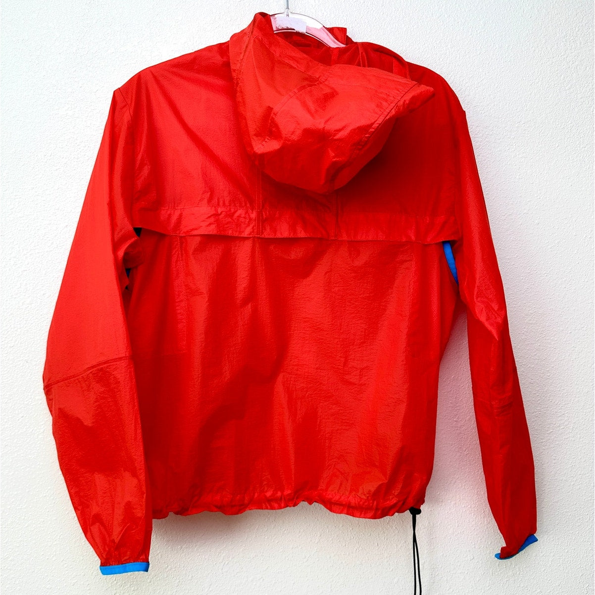 Nike ACG Habanero Red Hooded Windbreaker Jacket Women’s S Zip-Up