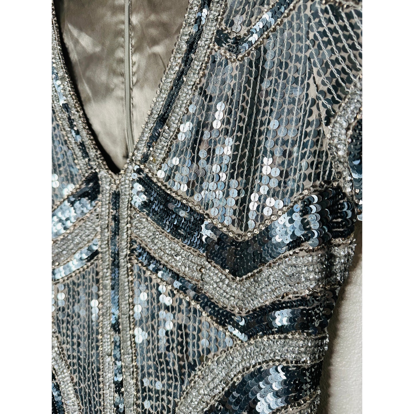 Parker Gray Silver & Rose Gold Sequin Aztec Print V-Neck Cap Sleeve Mini Dress S
