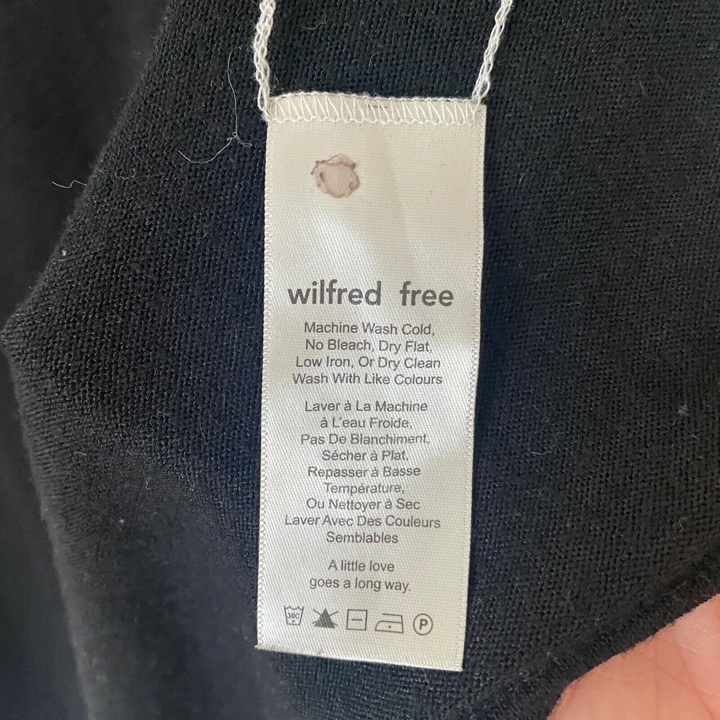 Aritizia Wilfred Free Black Thin Knit V-Neck 3/4 Sleeve Boxy Sweater Jumper M