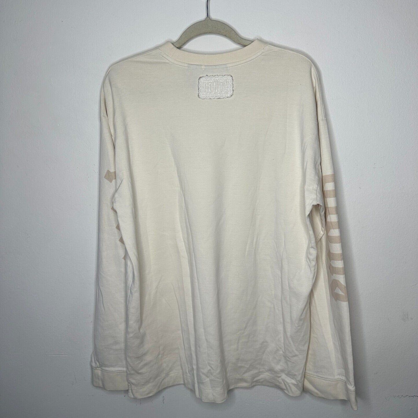 Puma X Rihanna Fenty Tan 13 Graphic Long Sleeve Crew Neck Off White Sweater S